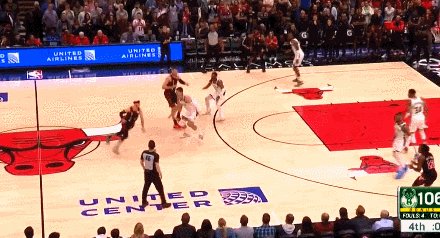 开云-需要加钱?拉文德罗赞缺席 卡鲁索绝平三分斩雄鹿