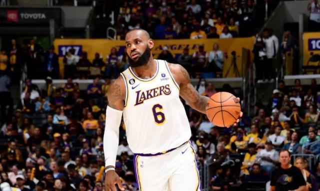 开云APP-最新夺冠赔率:雄鹿第1湖人第7 快艇仅第9一轮秀?