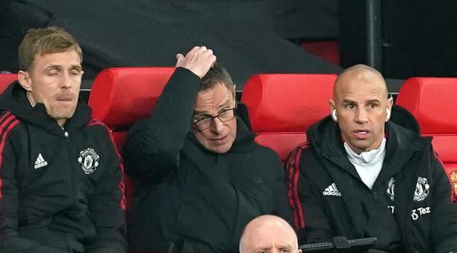 技战术分析也能远程外包?朗尼克又给曼联留下笑话