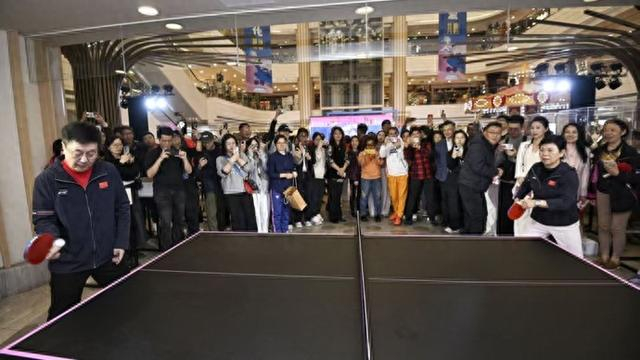 开云官网-倪夏莲“回娘家”，助力上海自主品牌全民健身赛事“+1”|乒乓|乒乓球|上海银行|嘉年华|施之皓_新浪体育_新浪新闻